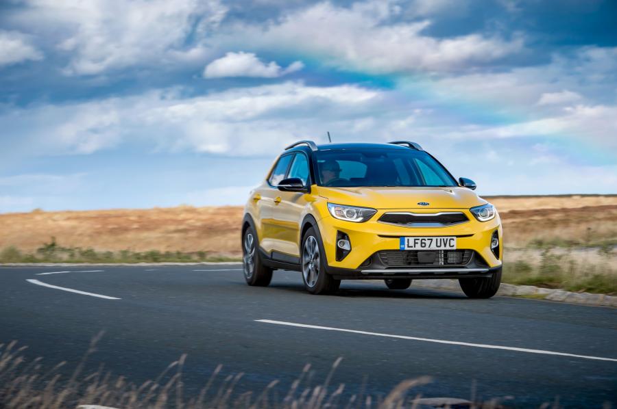  Kia Stonic First Edition 2017 года  (UK) (фото 16 из 48)